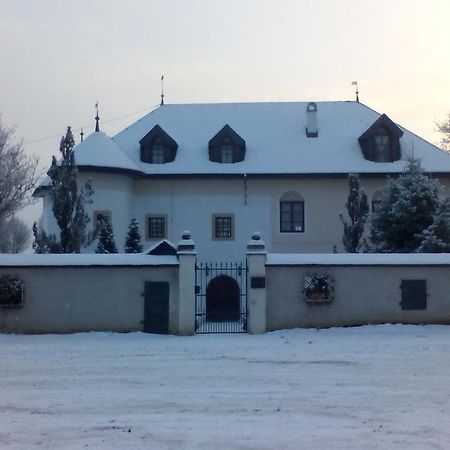 Castle Kastiel Kotesova Daire Dış mekan fotoğraf