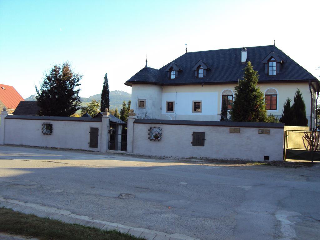 Castle Kastiel Kotesova Daire Dış mekan fotoğraf