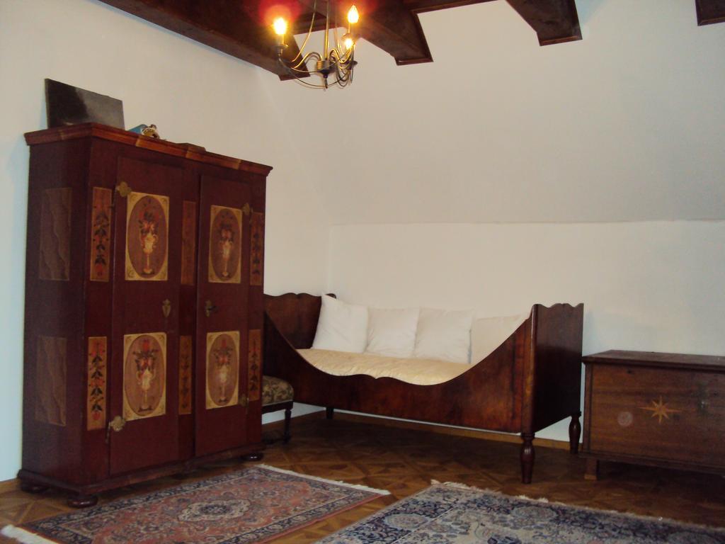 Castle Kastiel Kotesova Daire Oda fotoğraf