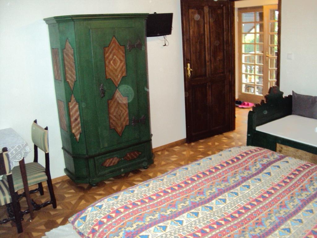 Castle Kastiel Kotesova Daire Oda fotoğraf