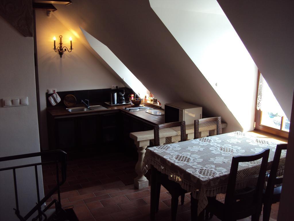 Castle Kastiel Kotesova Daire Dış mekan fotoğraf