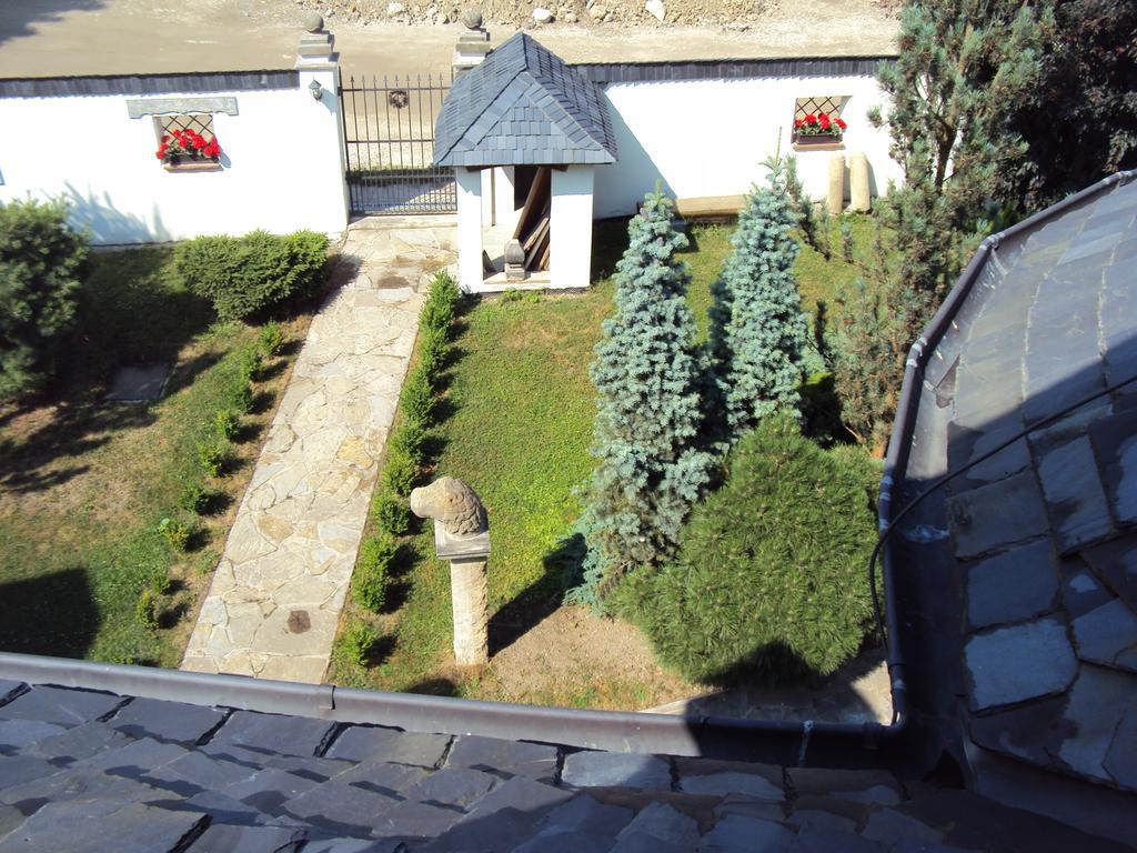 Castle Kastiel Kotesova Daire Oda fotoğraf