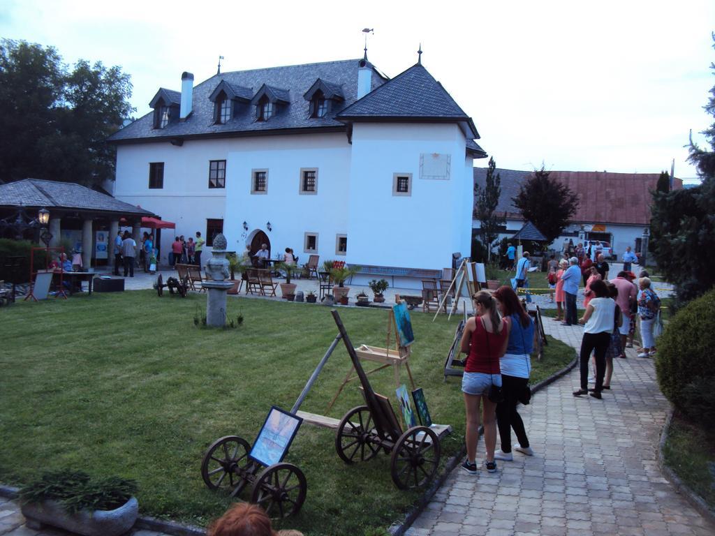 Castle Kastiel Kotesova Daire Dış mekan fotoğraf
