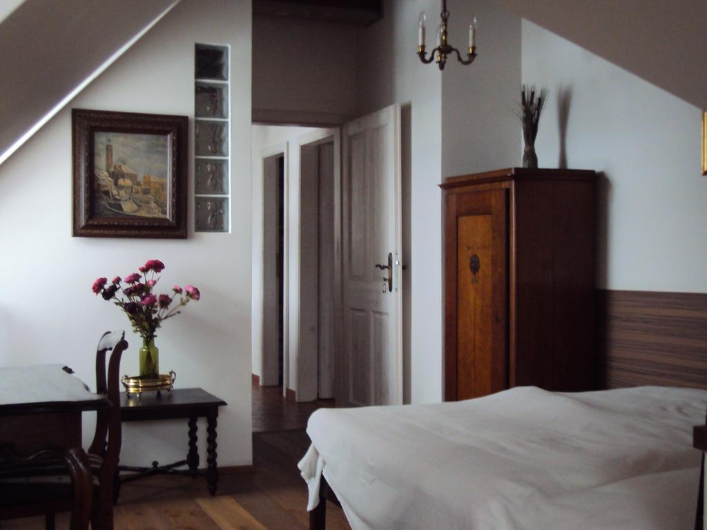 Castle Kastiel Kotesova Daire Oda fotoğraf