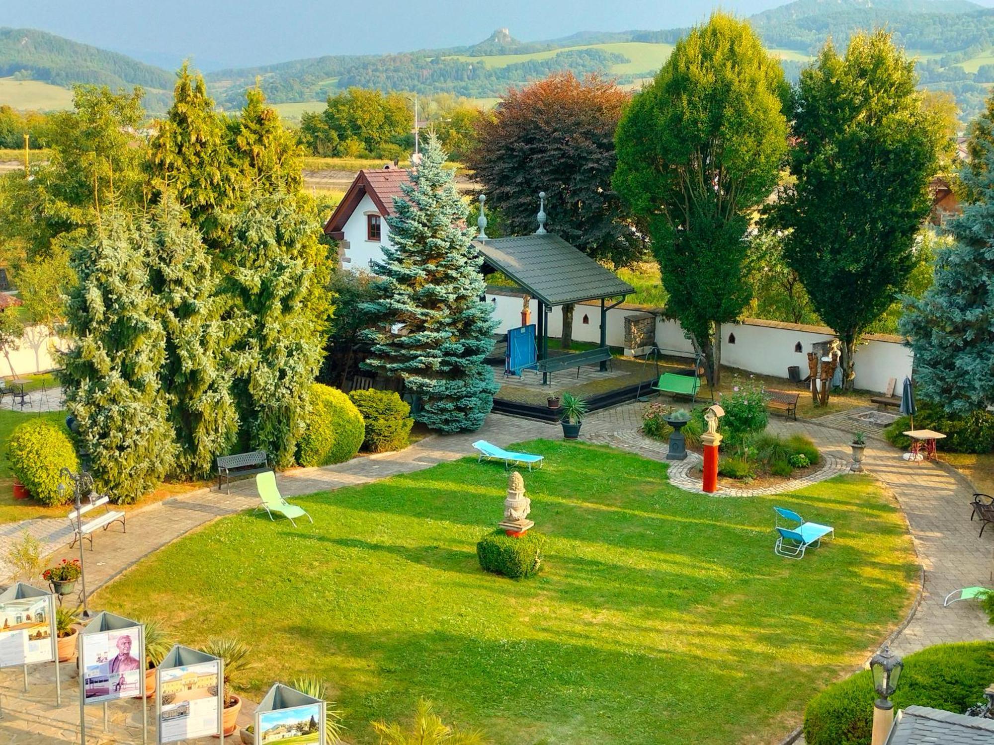 Castle Kastiel Kotesova Daire Dış mekan fotoğraf