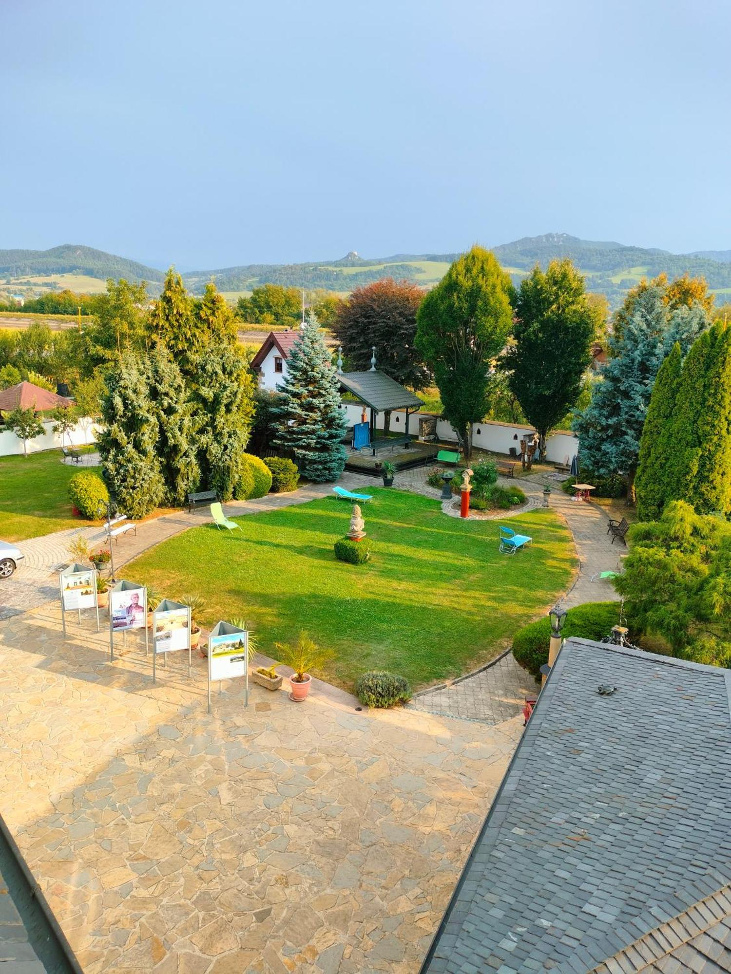 Castle Kastiel Kotesova Daire Dış mekan fotoğraf