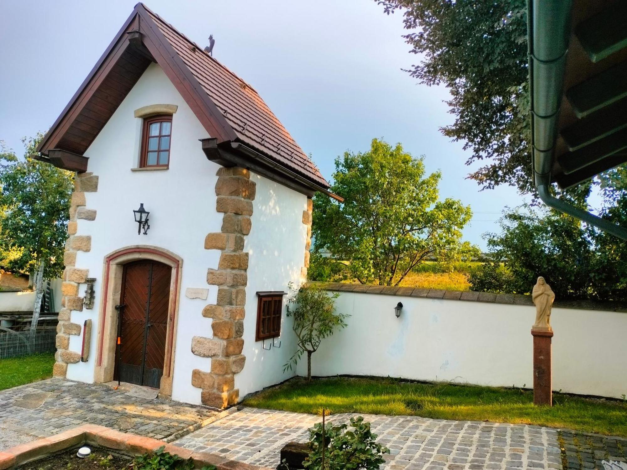 Castle Kastiel Kotesova Daire Dış mekan fotoğraf